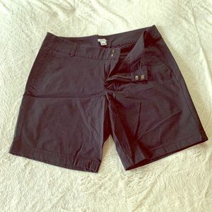 J Crew 9" Frankie Bermuda Chino Short